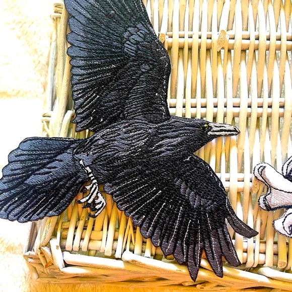 Giant Raven Crow on Skull & 2 Flying Ravens iron on/sew on patches. Hand Made - Picture 6 of 12